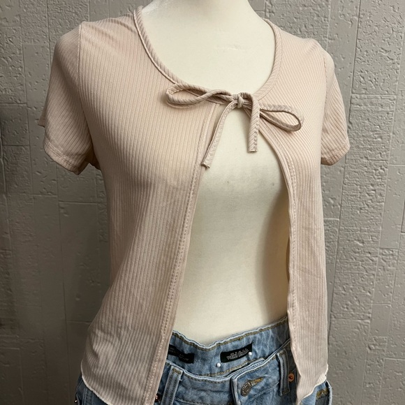 medium tie shirt - Picture 6 of 7